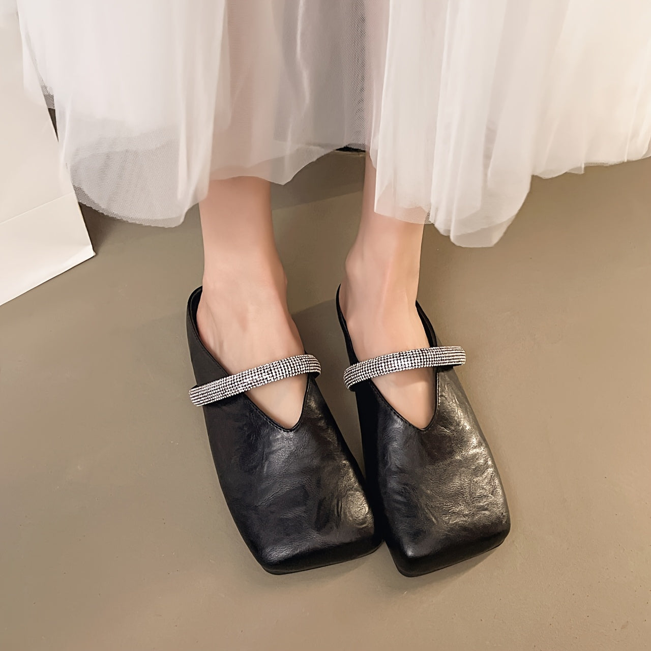 Women's Elegant Slip-On Slippers with Shiny Decoration- Soft Synthetic Fiber Outer Layer, Cushioned Inner Pad and Non-Slip PU Sole- Comfortable for Summer Indoor\u002FOutdoor Home, Office, Hotel Use, Cute Closed-Toe Slippers with Decorative Design and S